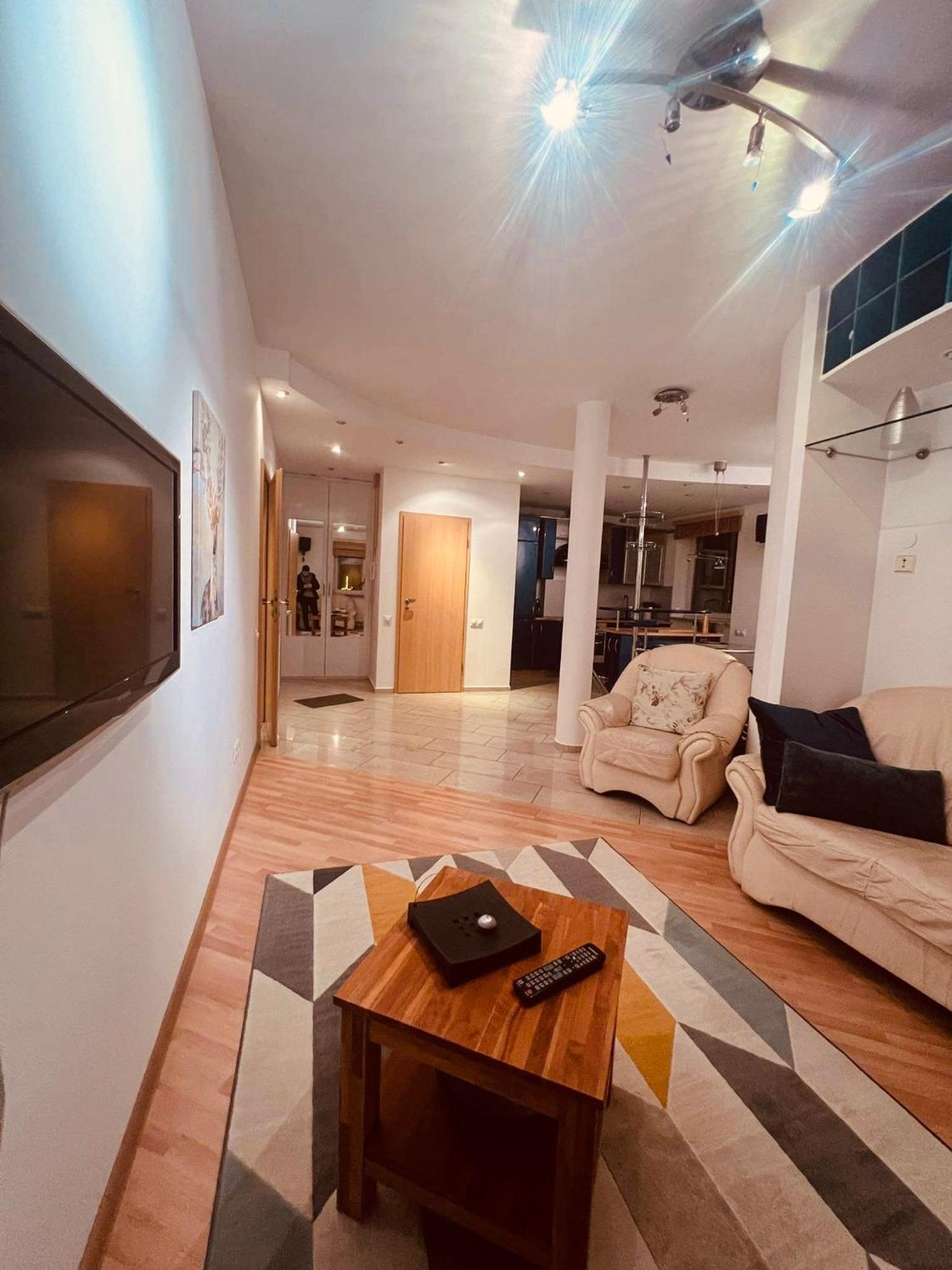 Lux Flat - Blue City Apartment Warsaw Luaran gambar